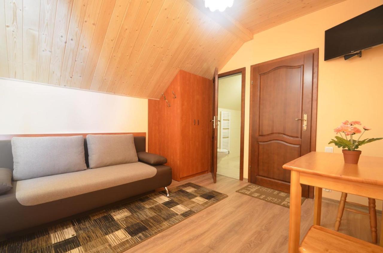 Alpina Hotell Krynica-Zdrój Exteriör bild